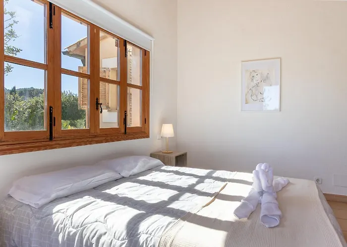 Villa Marina By Homevillas360 Pollenca